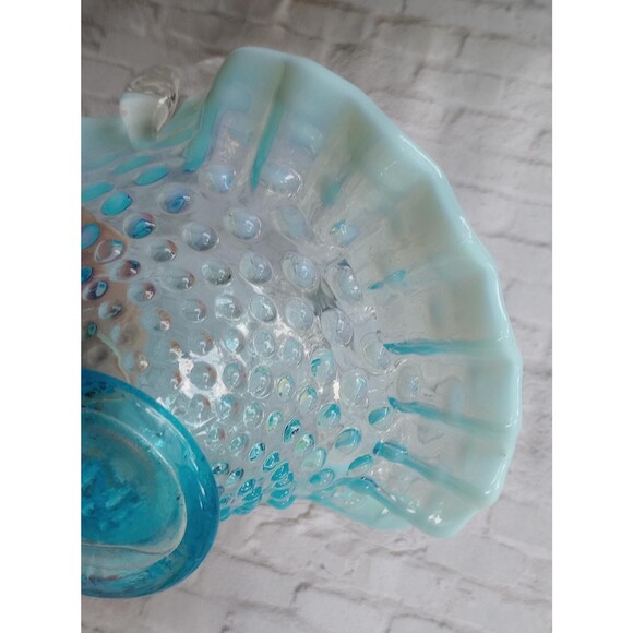 Vintage Fenton Glass Hobmail Opalescent Blue Ruffled Basket - Picture 5 of 5